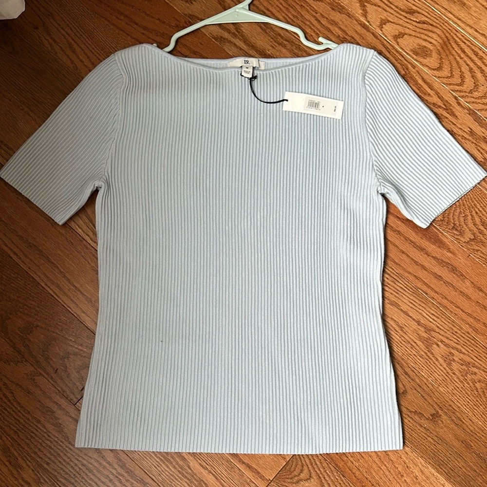 Light Blue Fitted Short Sleeve Top with Textured Knit